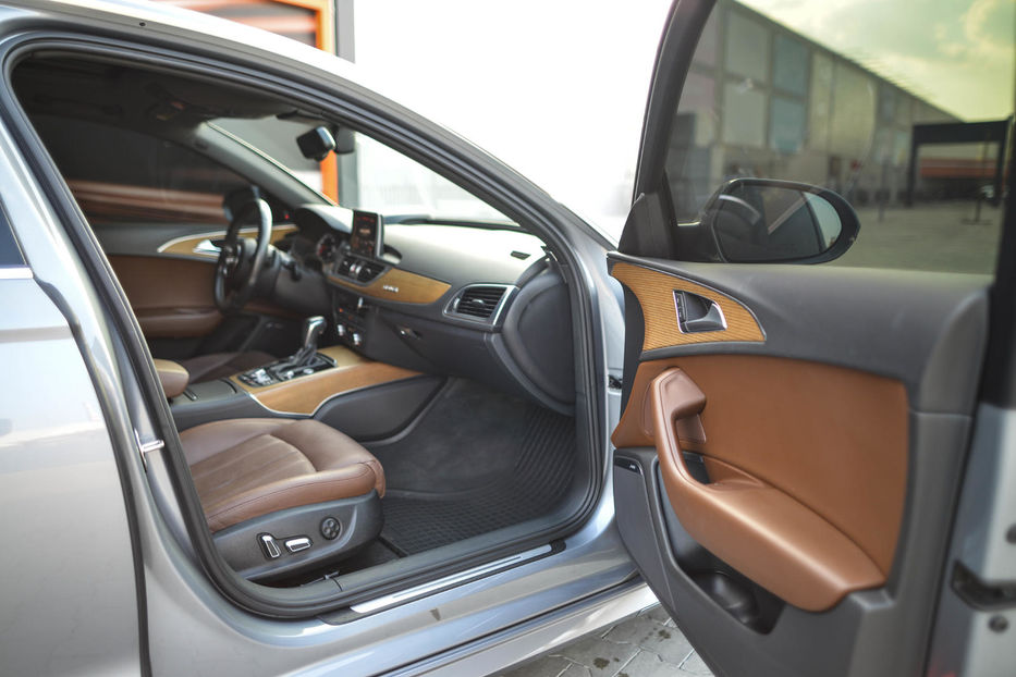 Продам Audi A6 MAX PRESTIGE 2016 2015 года в Одессе
