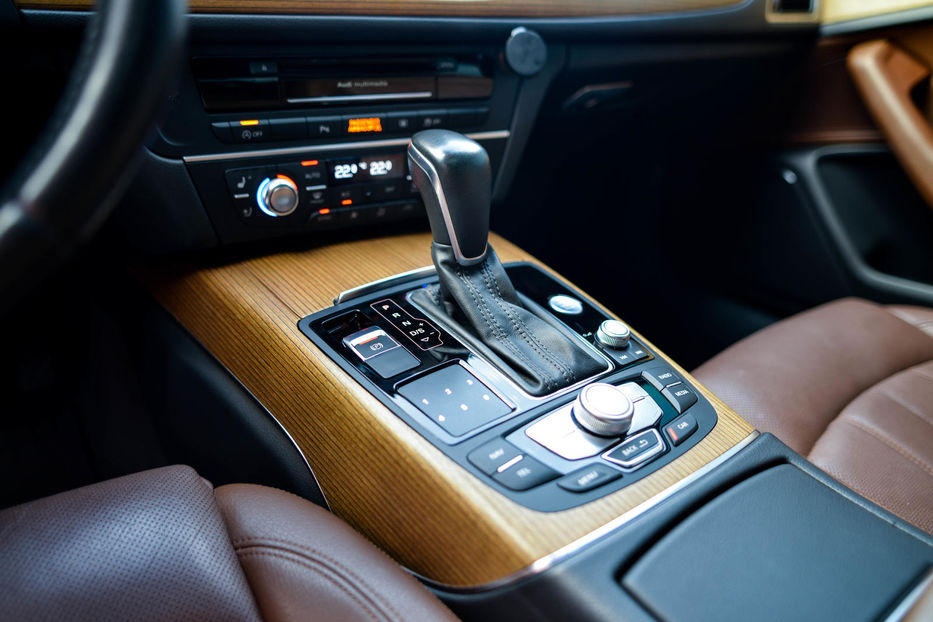 Продам Audi A6 MAX PRESTIGE 2016 2015 года в Одессе