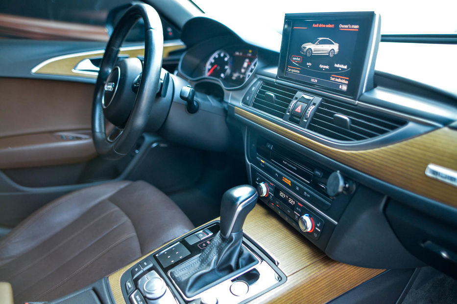 Продам Audi A6 MAX PRESTIGE 2016 2015 года в Одессе