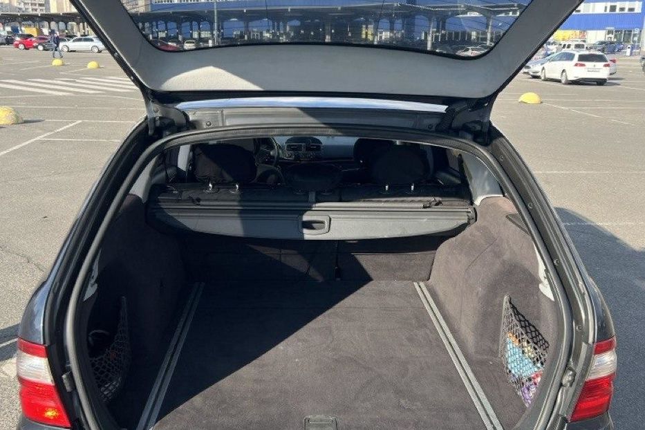 Продам Mercedes-Benz E-Class 2003 года в Киеве