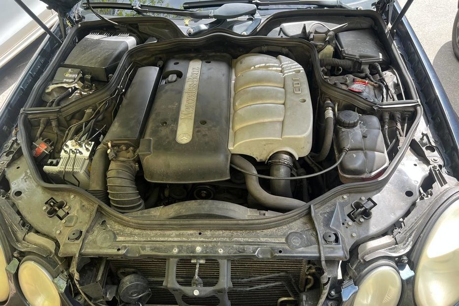 Продам Mercedes-Benz E-Class 2003 года в Киеве