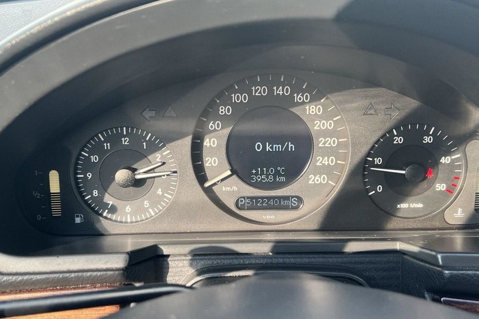 Продам Mercedes-Benz E-Class 2003 года в Киеве