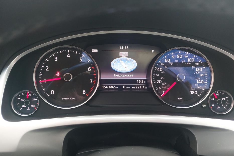 Продам Volkswagen Touareg Гибрид 2011 года в Киеве