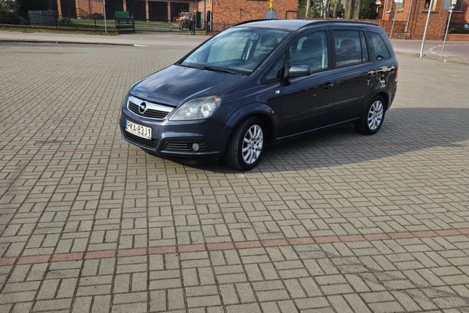 Продам Opel Zafira 2005 года в Киеве