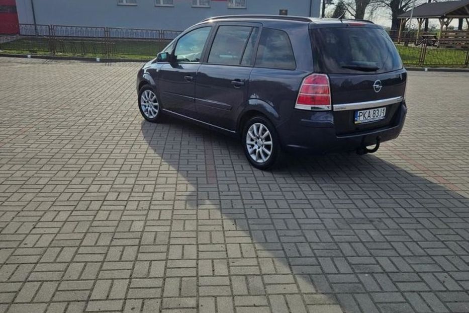 Продам Opel Zafira 2005 года в Киеве
