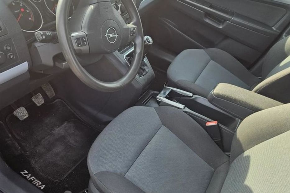 Продам Opel Zafira 2005 года в Киеве