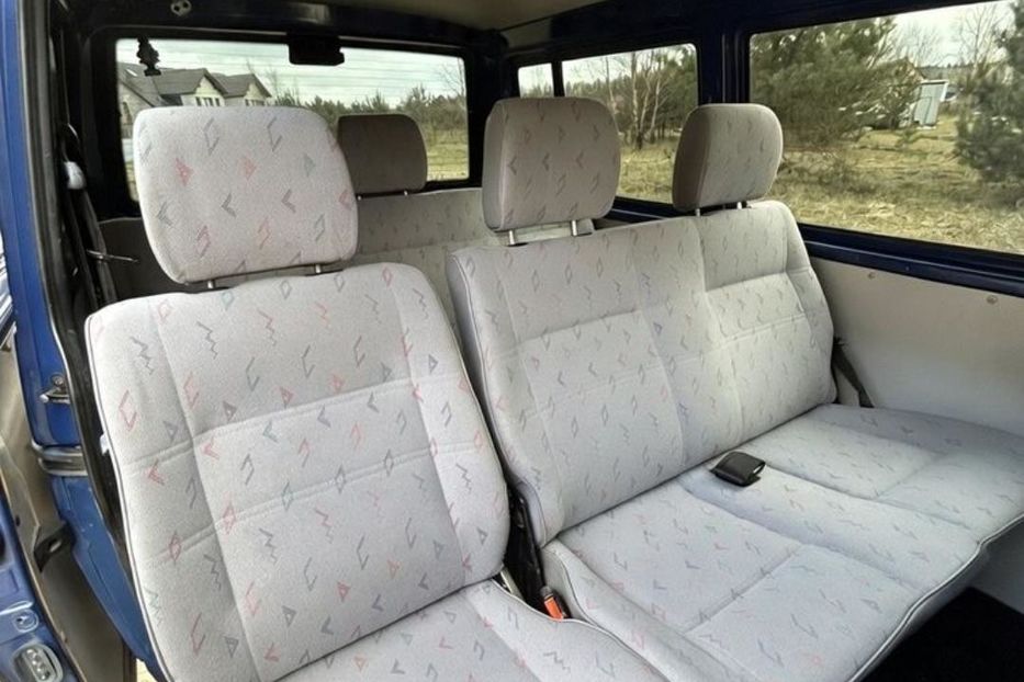 Продам Volkswagen T4 (Transporter) пасс. 2001 года в г. Павлоград, Днепропетровская область