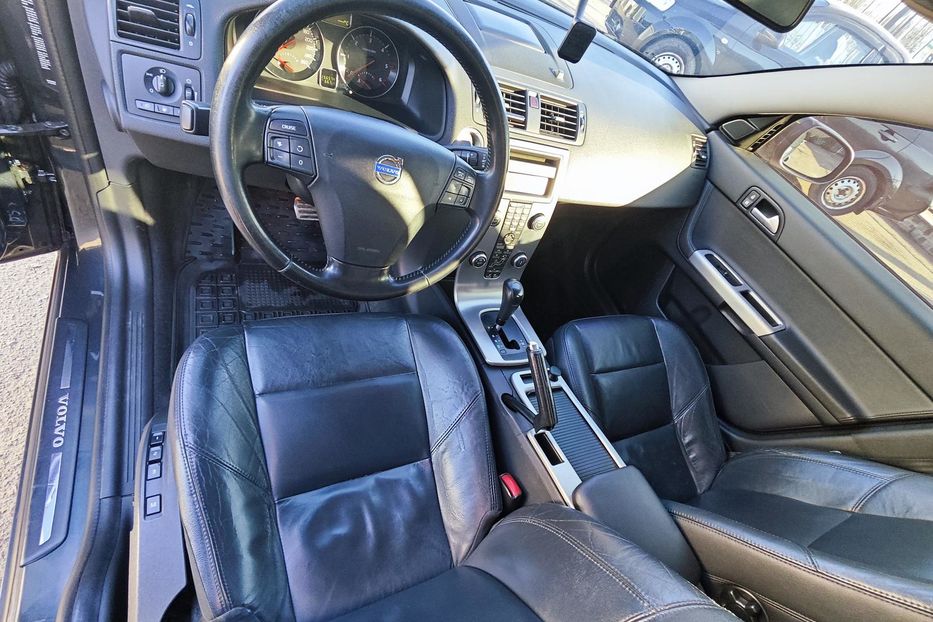 Продам Volvo V50 2009 года в Житомире