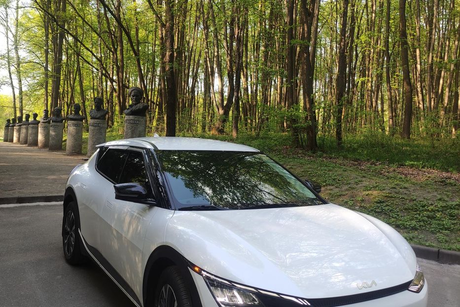 Продам Kia EV6 2023 года в г. Путивль, Сумская область