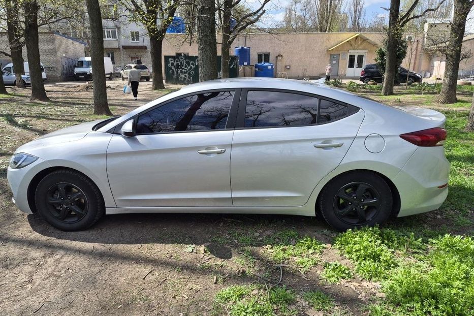 Продам Hyundai Avante 2016 года в Николаеве