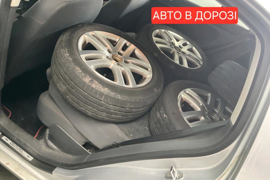 Продам Volkswagen Golf Plus Goal 1.6 mpi 2006 года в Львове