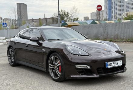 Продам Porsche Panamera GTS 2013 года в Киеве
