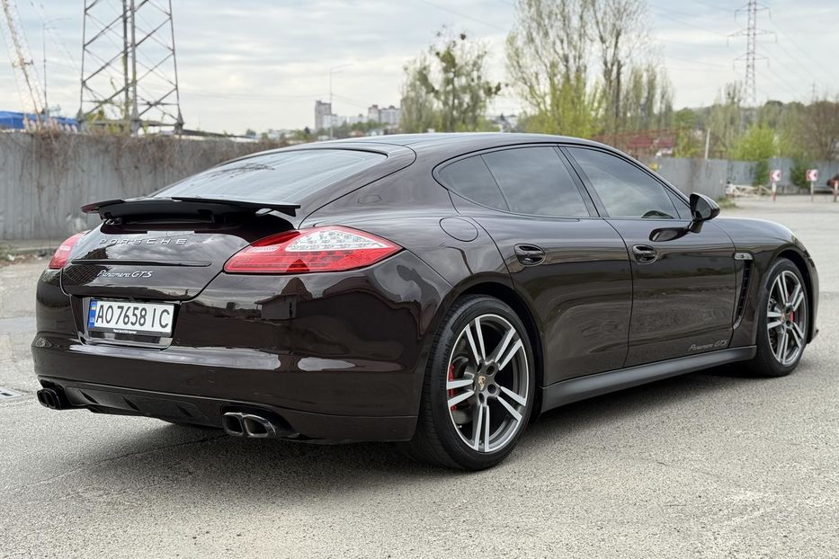 Продам Porsche Panamera GTS 2013 года в Киеве