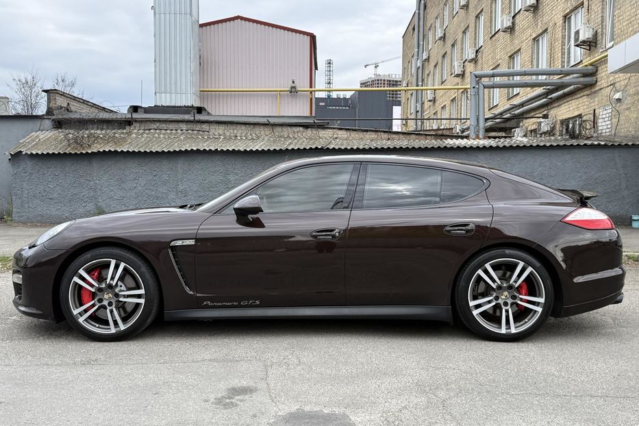 Продам Porsche Panamera GTS 2013 года в Киеве