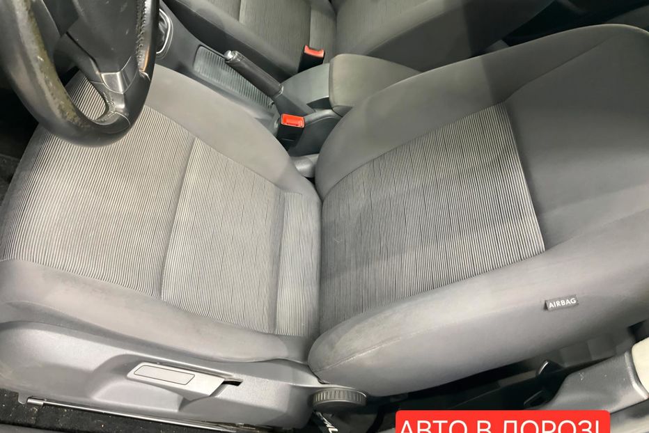 Продам Volkswagen Golf V 1.6 mpi 2006 года в Львове