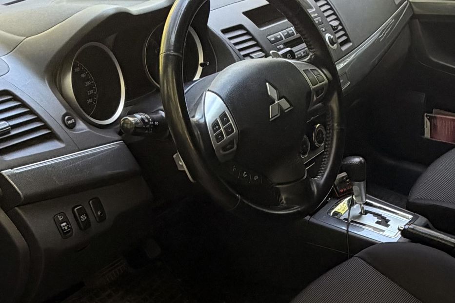 Продам Mitsubishi Lancer 2010 года в Ужгороде