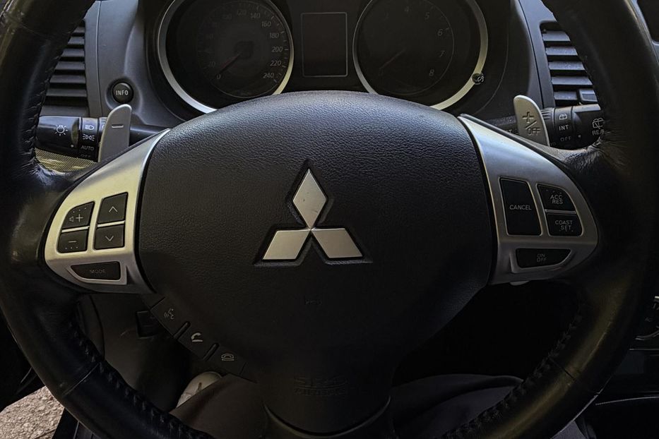 Продам Mitsubishi Lancer 2010 года в Ужгороде