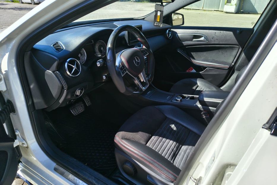 Продам Mercedes-Benz A 180 2014 года в Черновцах