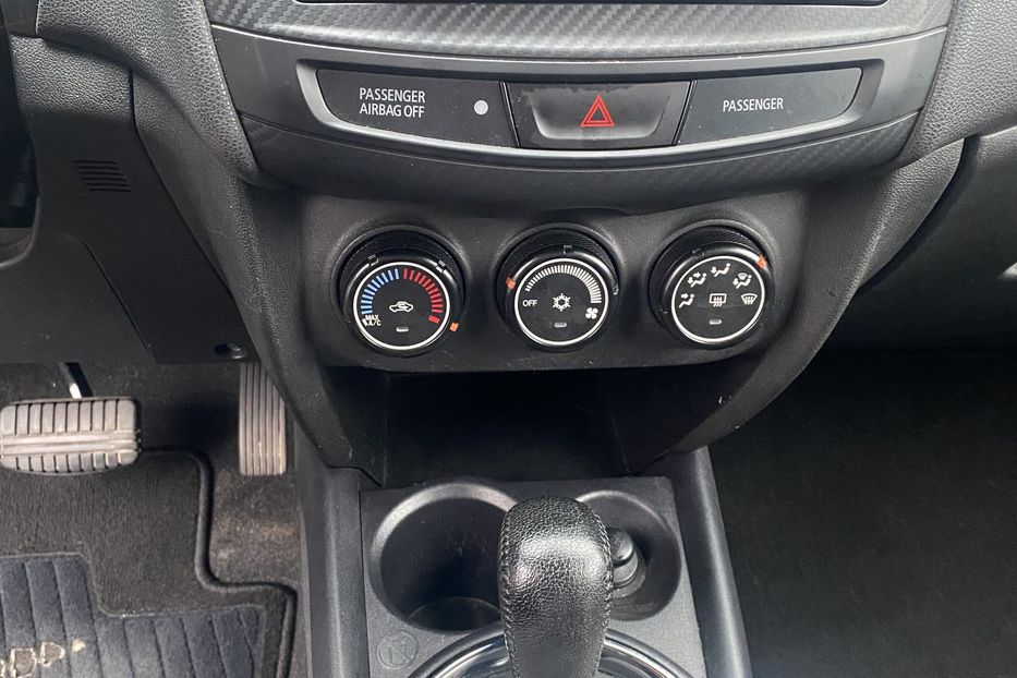 Продам Mitsubishi Outlander Sport 2016 года в Харькове
