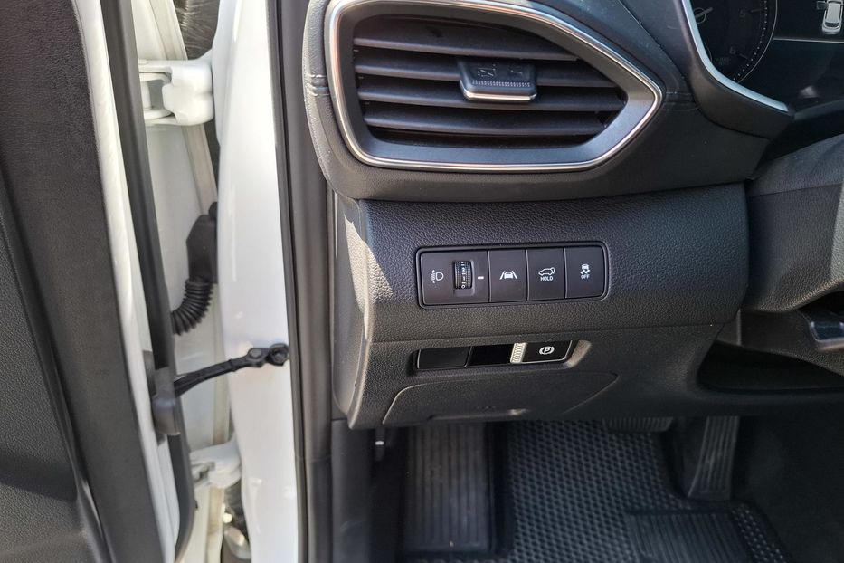 Продам Hyundai Santa FE 4х4 2021 года в г. Боярка, Киевская область