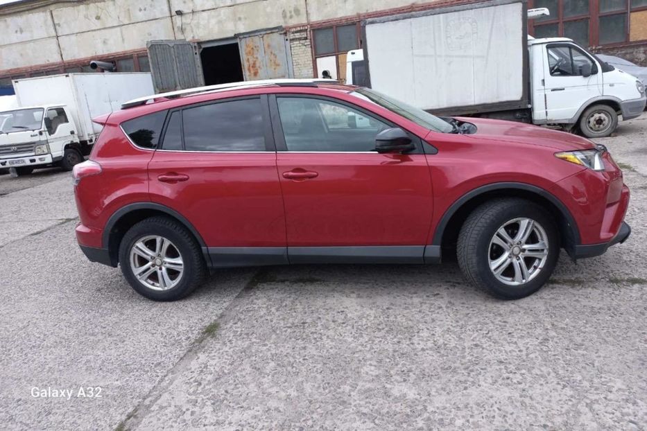 Продам Toyota Rav 4 2016 года в Днепре
