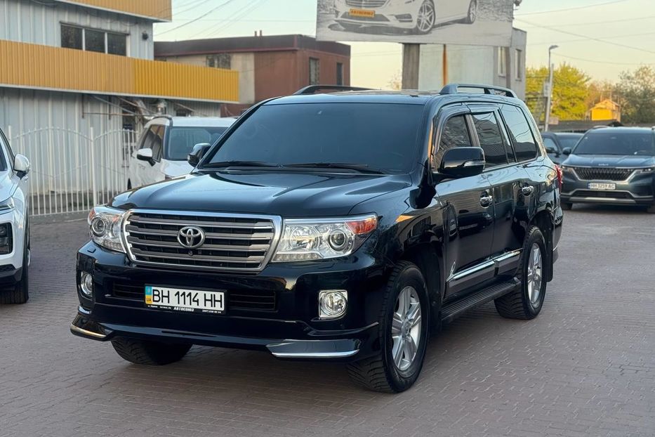 Продам Toyota Land Cruiser 200 Дизель 2012 года в Одессе