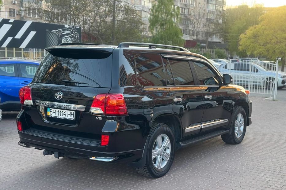 Продам Toyota Land Cruiser 200 Дизель 2012 года в Одессе