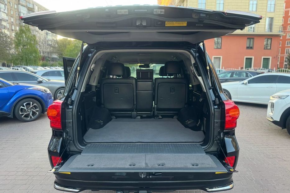 Продам Toyota Land Cruiser 200 Дизель 2012 года в Одессе