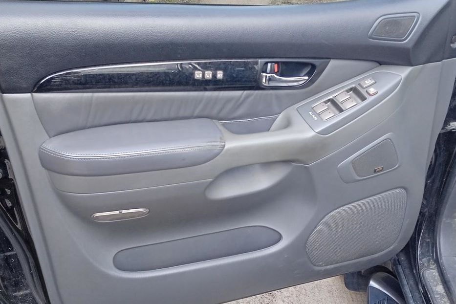 Продам Toyota Land Cruiser Prado 2007 года в г. Буча, Киевская область