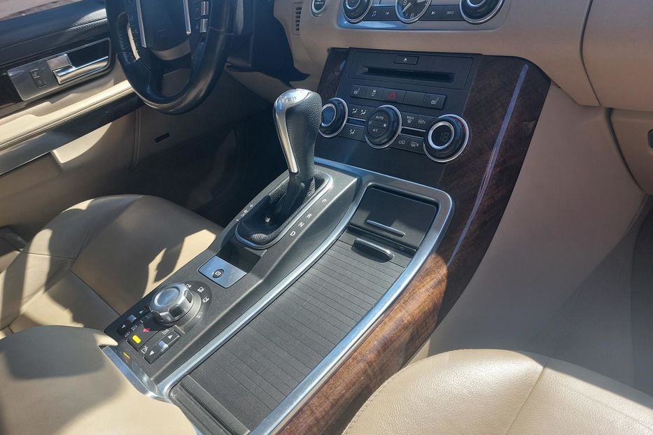 Продам Land Rover Range Rover Sport Дизель 2011 года в Киеве