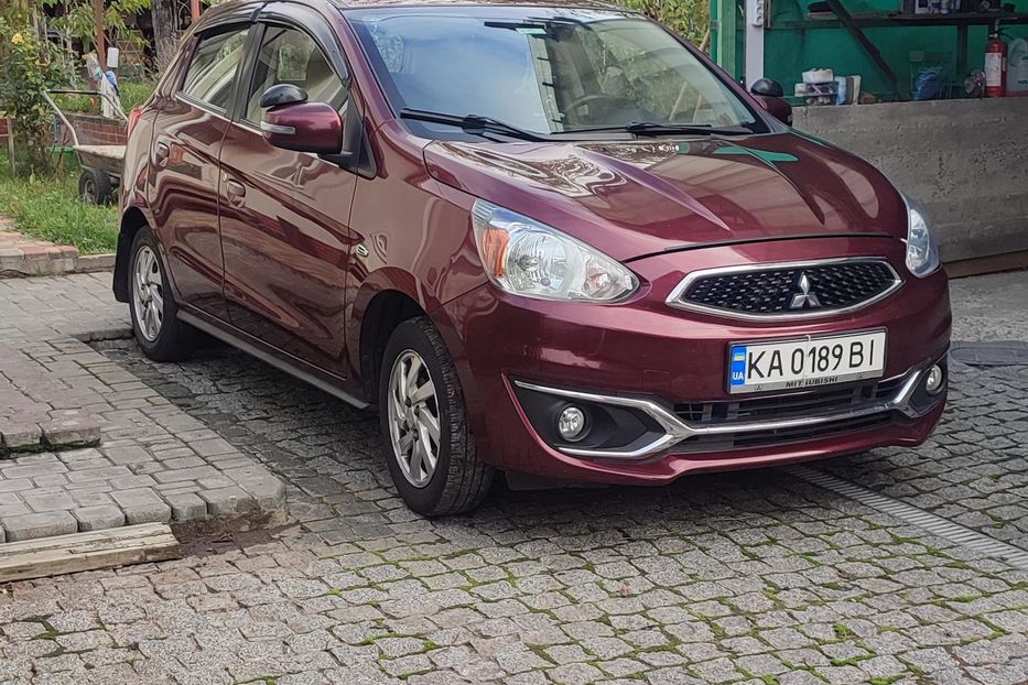 Продам Mitsubishi Mirage SE 2018 года в Киеве