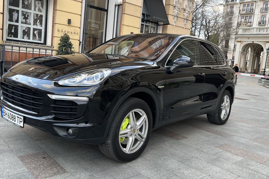 Продам Porsche Cayenne 2015 года в Одессе