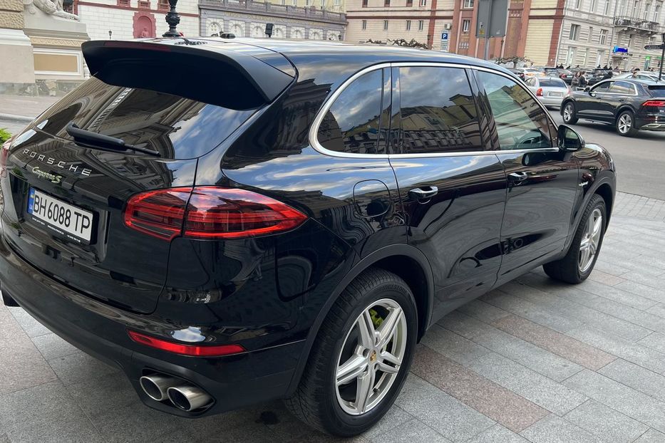 Продам Porsche Cayenne 2015 года в Одессе