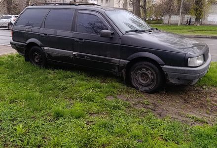 Продам Volkswagen Passat B3 1990 года в Харькове