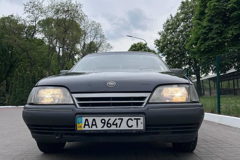 Продам Opel Omega 1990 года в Киеве