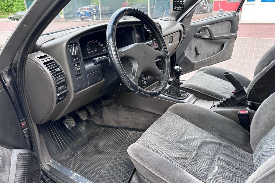 Продам Opel Omega 1990 года в Киеве