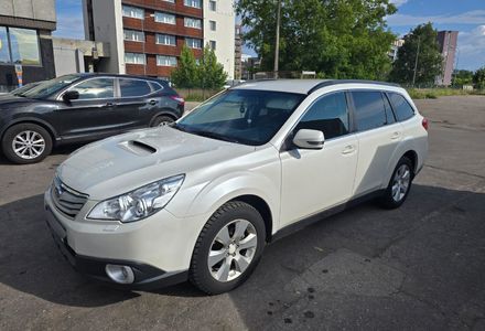 Продам Subaru Outback 2012 года в Киеве