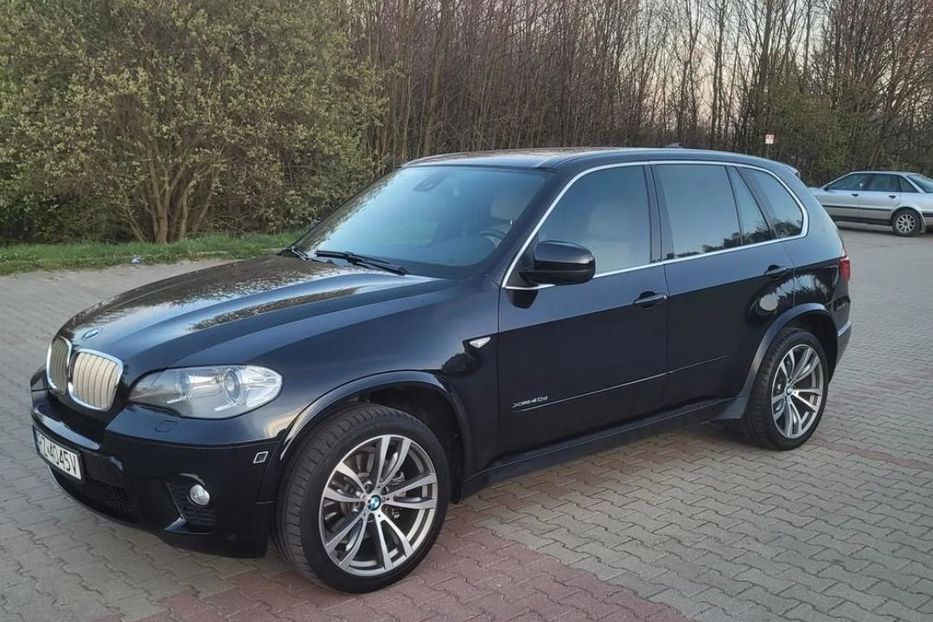 Продам BMW X5 2011 года в Черкассах