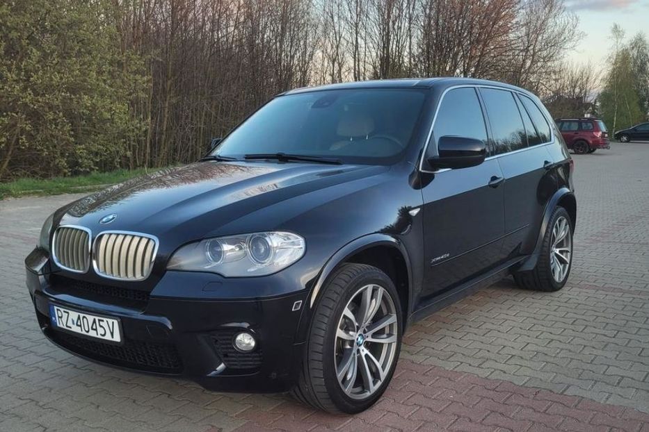 Продам BMW X5 2011 года в Черкассах