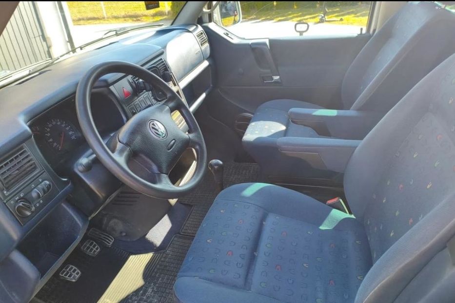 Продам Volkswagen T4 (Transporter) пасс. 2000 года в Харькове