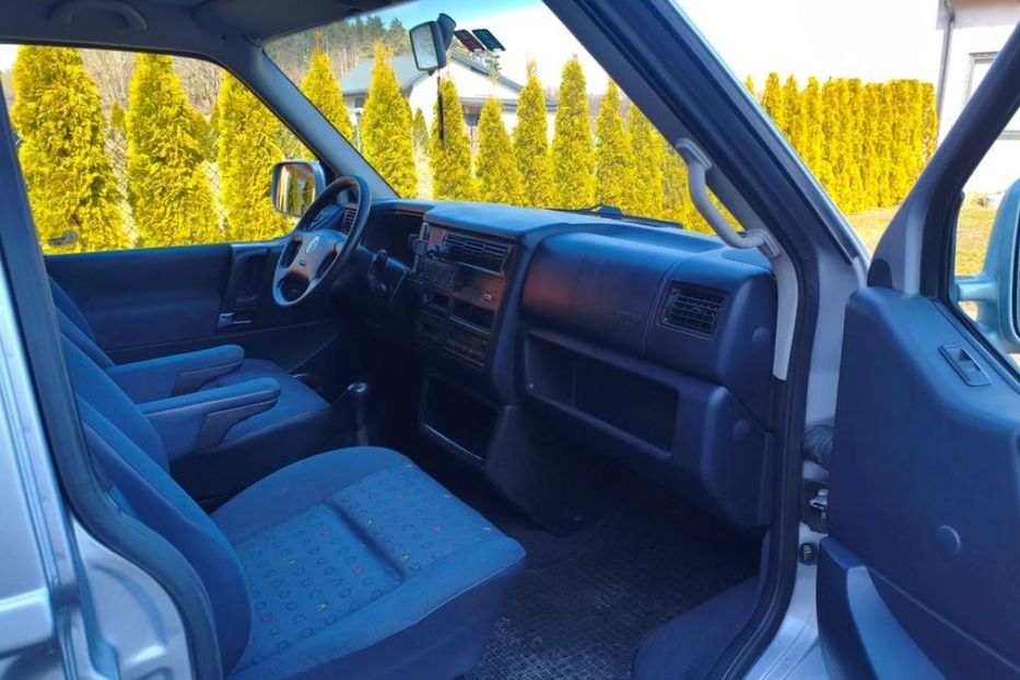 Продам Volkswagen T4 (Transporter) пасс. 2000 года в Харькове
