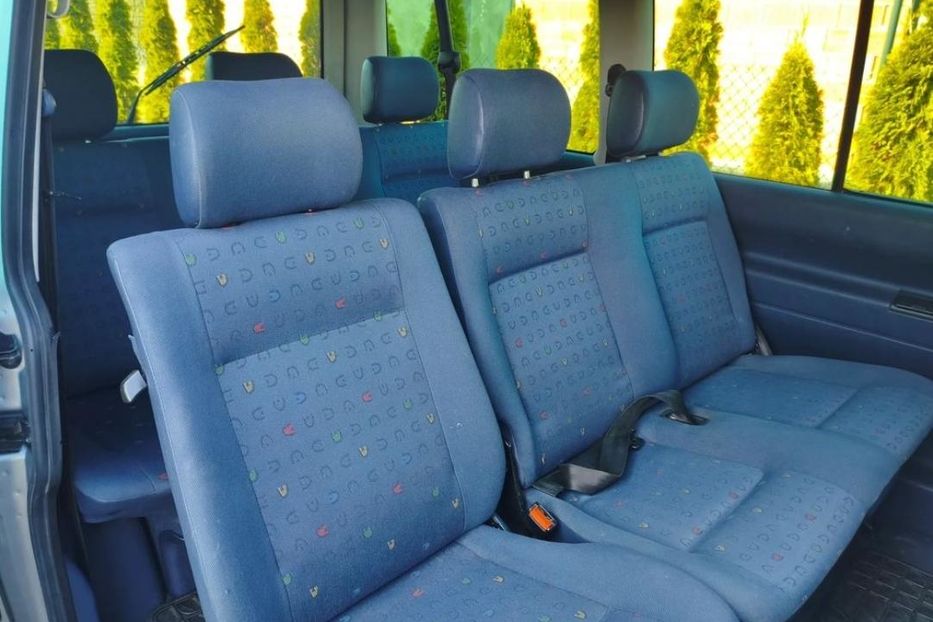 Продам Volkswagen T4 (Transporter) пасс. 2000 года в Харькове