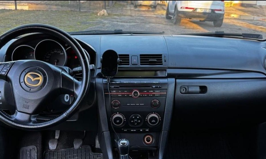 Продам Mazda 3 2004 года в Львове