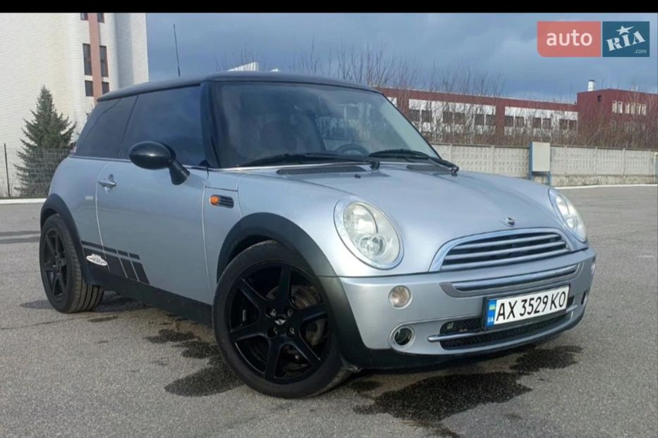 Продам MINI Cooper 2004 года в Одессе