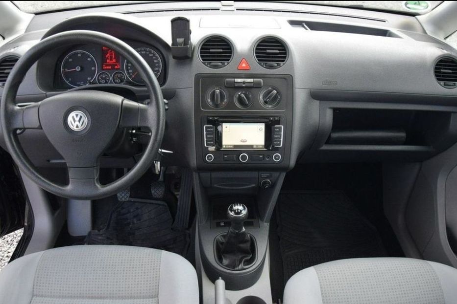 Продам Volkswagen Caddy пасс. 2009 года в Ровно