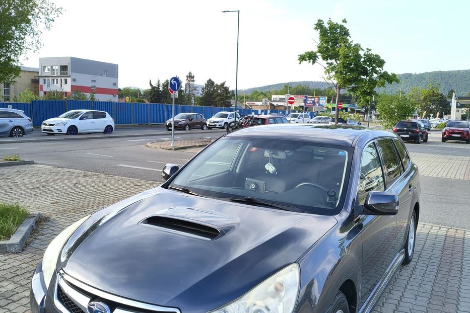 Продам Subaru Legacy 2010 года в Ровно