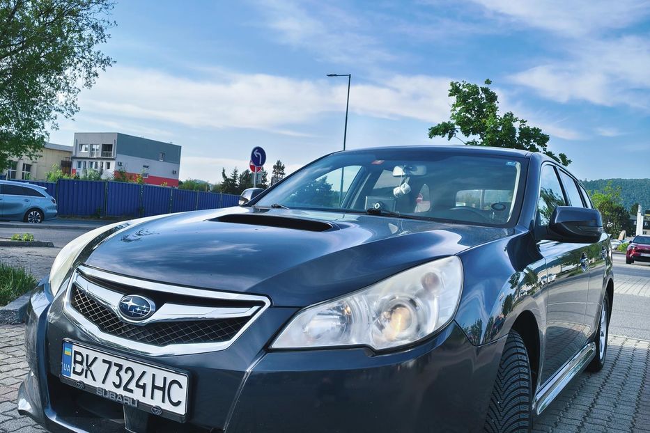 Продам Subaru Legacy 2010 года в Ровно
