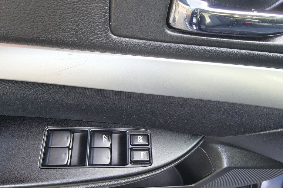 Продам Subaru Legacy 2010 года в Ровно