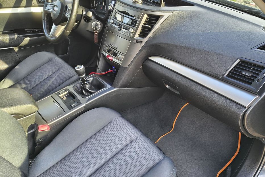 Продам Subaru Legacy 2010 года в Ровно
