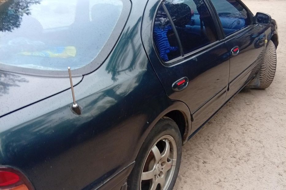 Продам Nissan Maxima 1995 года в г. Остер, Черниговская область